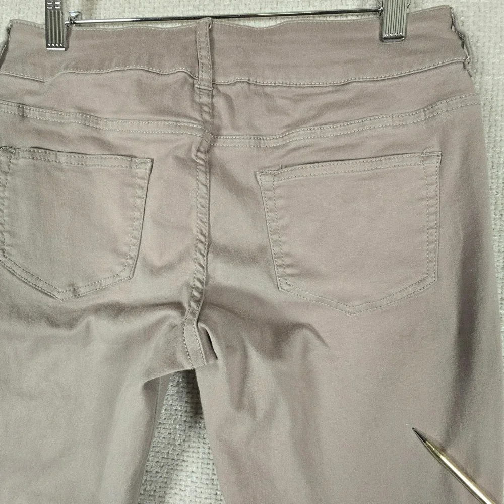 Maurices‎ Women Slim Fit Colored Denim Pants Taupe Mauve Size M-R Waist 30